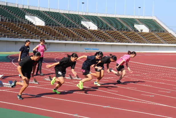 甲南大学女子陸上競技部の合宿中の画像4